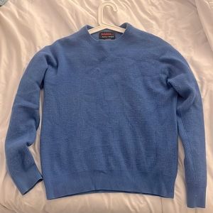 Beautiful blue cashmere sweater